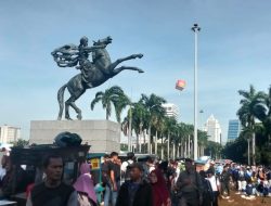 Peringati HUT Bhayangkara Yang Ke-79 Polsek Pebayuran Berangkatkan 400 Warga Pebayuran Ke Jakarta