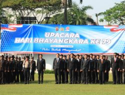 Polres Bogor Gelar Upacara Peringatan HUT Bhayangkara ke-79 Di Lapangan Tegar Beriman