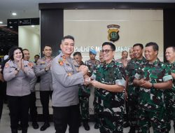 Peringati Hari Bhayangkara ke-79, Kodim 0503/JB Beri Kejutan Untuk Polres Jakbar.