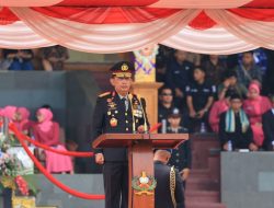 Kapolri Pimpin Upacara Penutupan dan Pelantikan (SIP): Perwira Baru Harus Terus Adaptif Demi Kesiapan Hadapi Berbagai Tantangan.