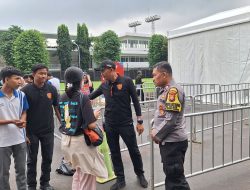 Respon Cepat Bhabinkamtibmas Kelurahan Senayan, Terduga Copet di Local Fest Jakarta 2025 Berhasil Diamankan
