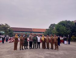 Police Go To School, Bhabinkamtibmas Kotabaru Berikan Pembinaan Dan Penyuluhan di SMPN 13