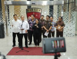 Kejagung RI Tetapkan dan Menahan 8 Orang Tersangka Baru Perkara Korupsi Pemberian Kredit PT Sritex.