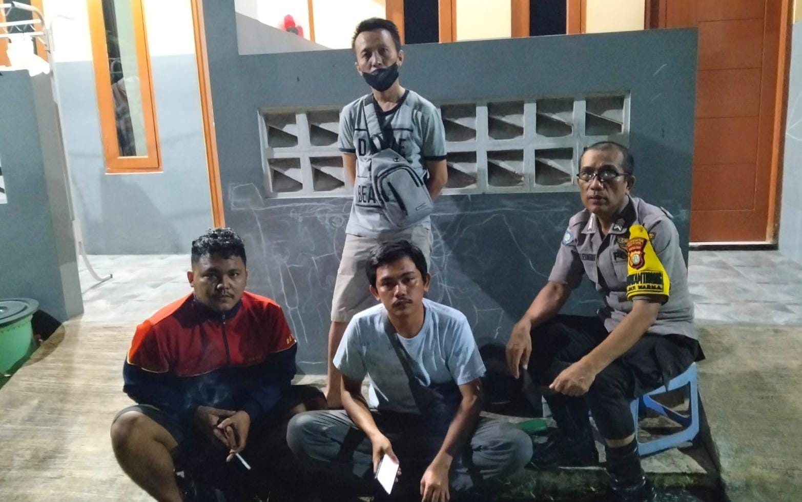 Bhabinkamtibmas Jatiwarna Mediasi Sengketa Jual Beli Motor via Medsos, Transaksi Segitiga Hampir Picu Keributan