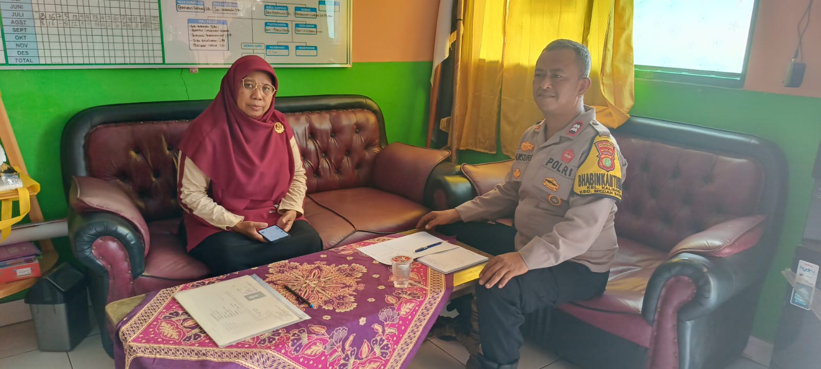 Antisipasi Kenakalan Remaja, Polsek Medansatria Sosialisasikan Jam Malam di Kampung Rawa Pasung