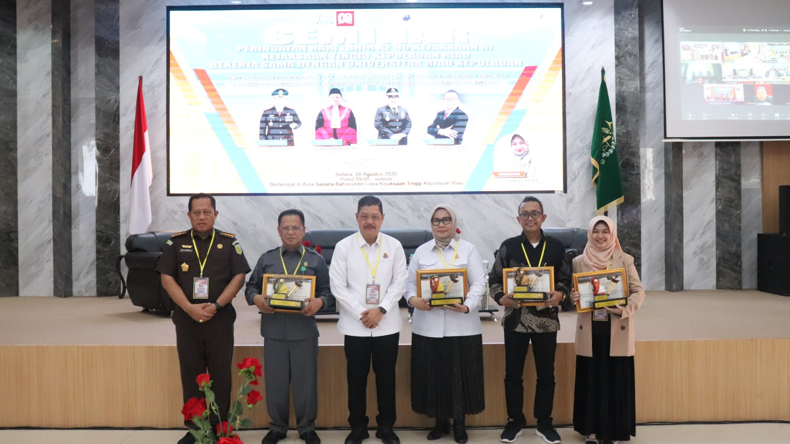 Kejati Kepri Gelar Seminar Ilmiah Jelang Hari Lahir Kejaksaan RI ke-80 Tahun 2025.