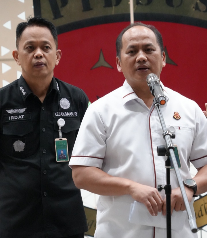 Perkara Tindak Pidana Korupsi Minyak Mentah PT Pertamina, Kejagung Periksa 3 Orang Saksi.