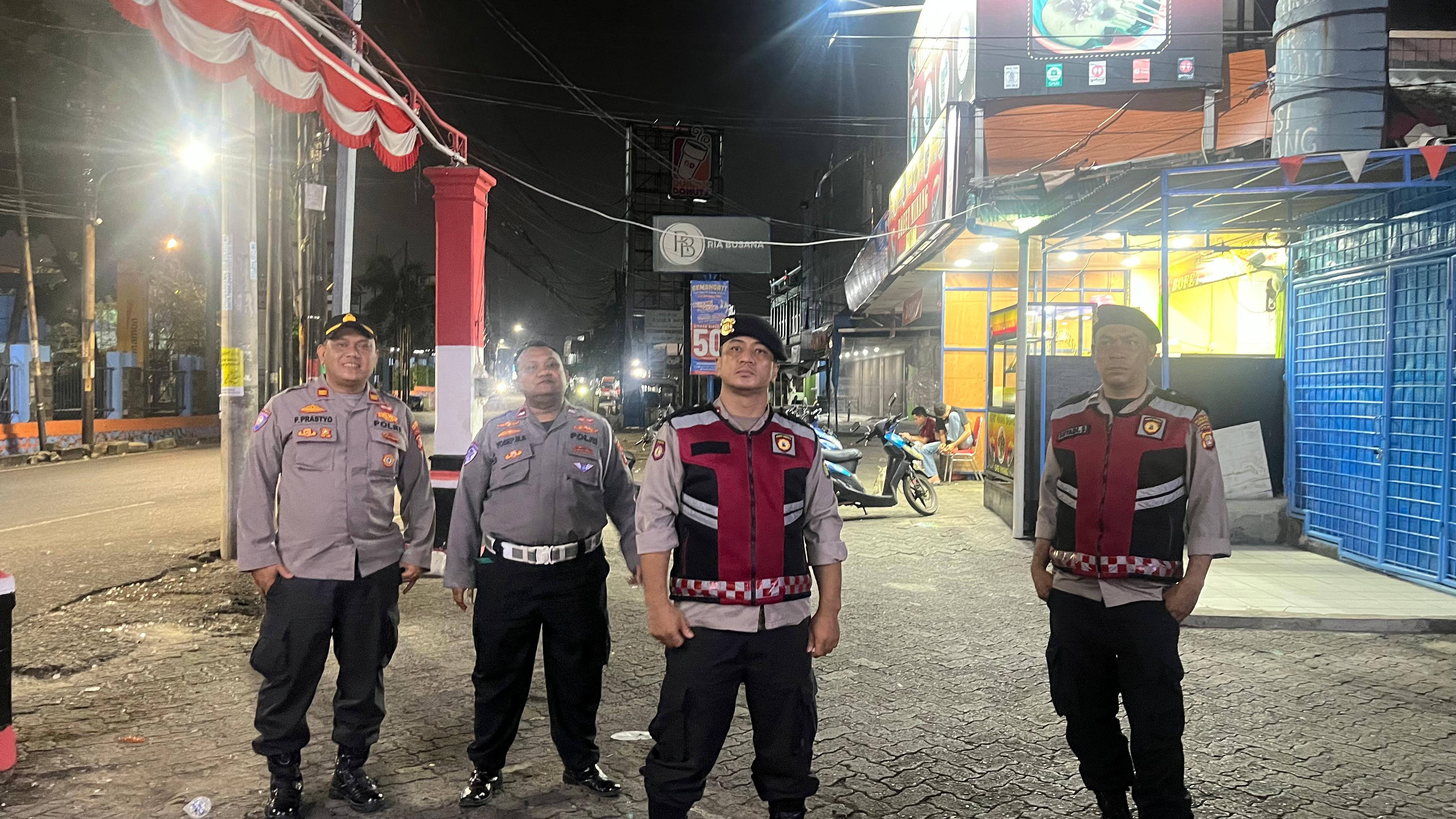 Polsek Pondok Gede Gelar Patroli Malam Antisipasi Guantibmas