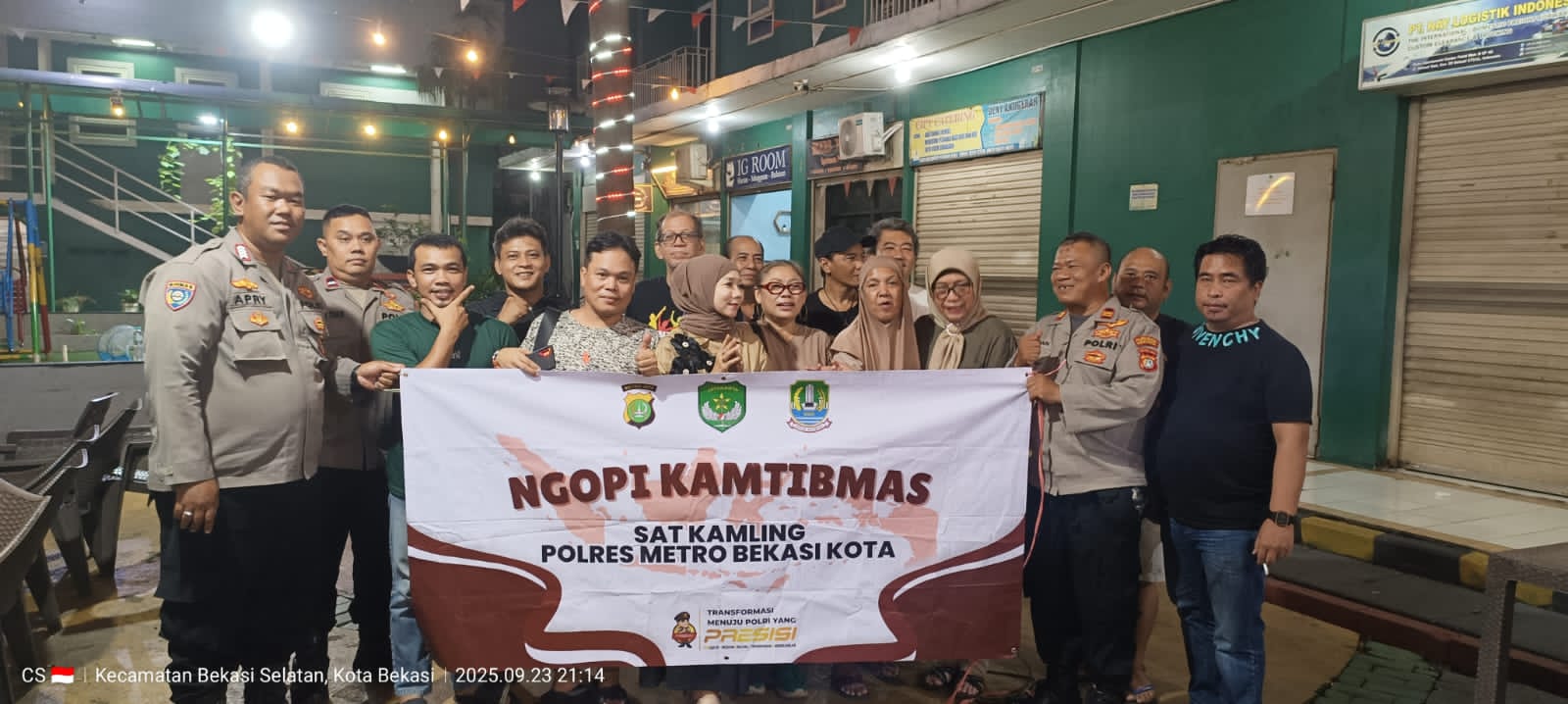 Ngopi Kamtibmas di Margajaya, Polsek Bekasi Selatan Ajak Warga Perkuat Siskamling