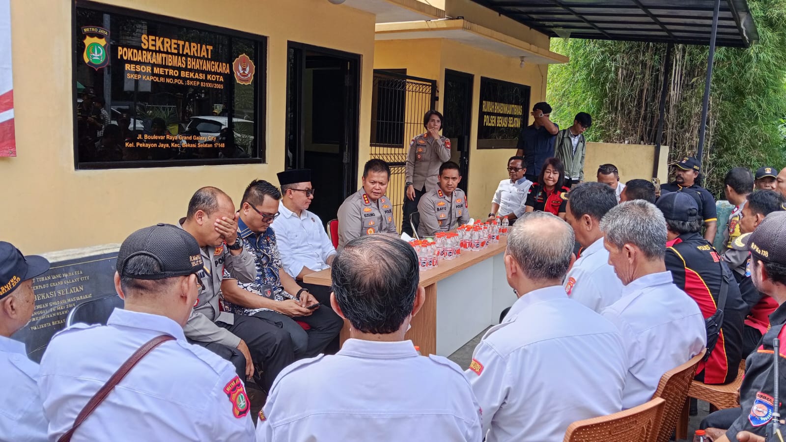 Ngopi Kamtibmas Kapolres Metro Bekasi Kota Bersama Mitra Polri Dan Sarapan Pagi Bersama