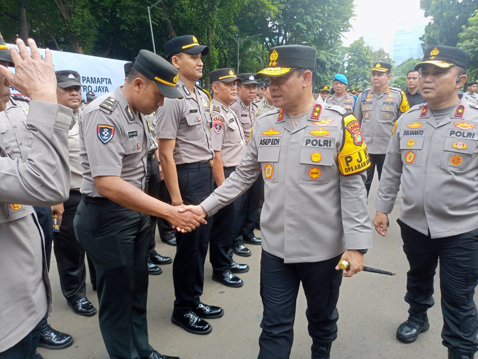 Kapolda Metro Jaya Resmikan Pamapta : Polisi Harus Hadir Berikan Pelayanan Humanis.