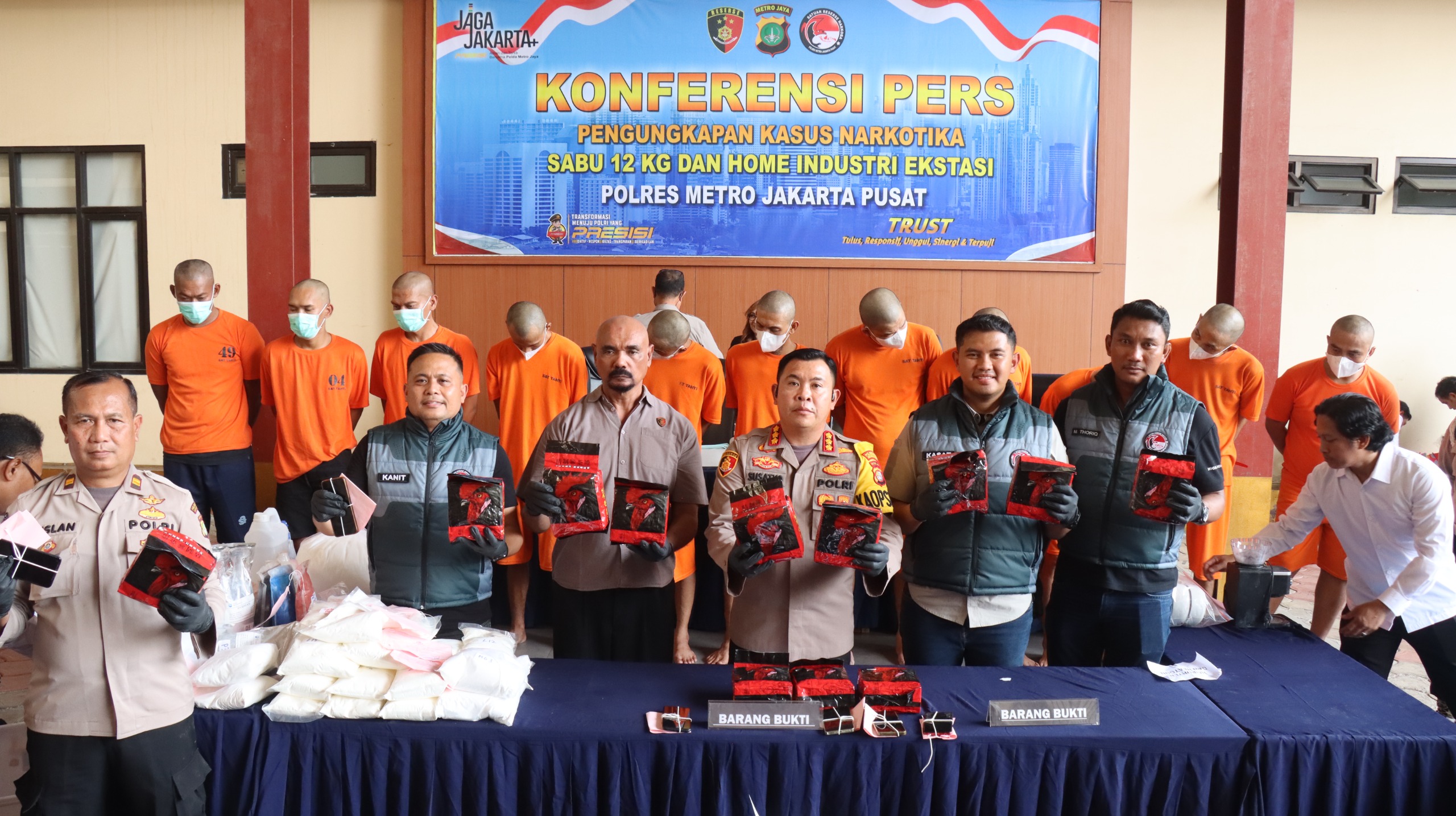 Satresnarkoba Polres Metro Jakpus Gagalkan Peredaran 12 Kg Sabu Jaringan Aceh–Malaysia di Tol Jakarta–Cikampek