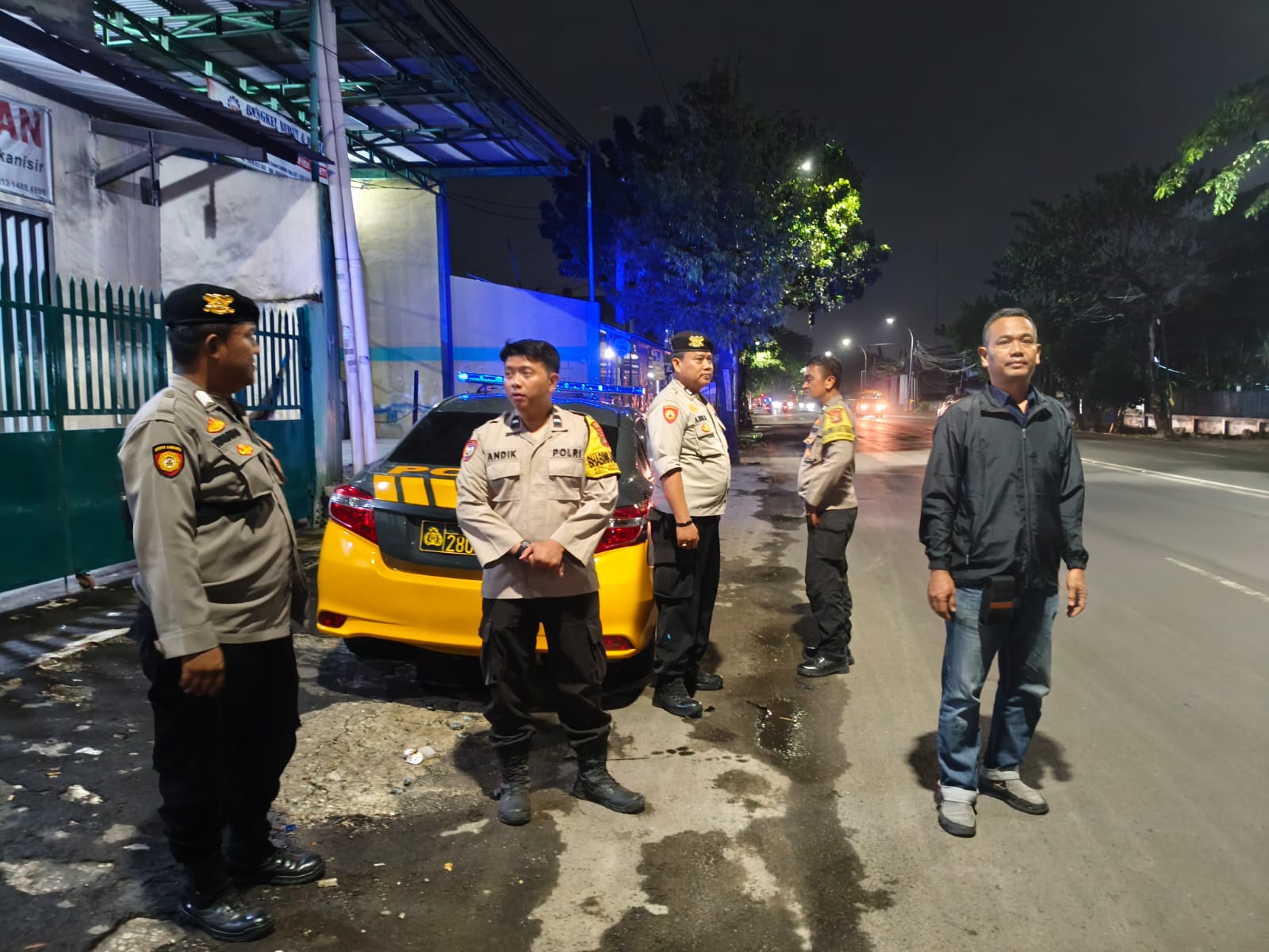 POLSEK RAWA LUMBU GELAR PATROLI SKALA SEDANG DAN KRYD UNTUK CIPTAKAN SITUASI KONDUSIF
