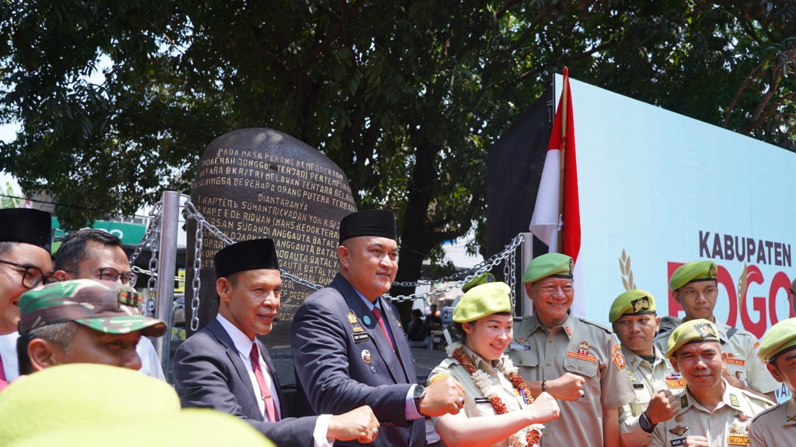 Bupati Bogor Dorong Implementasi Program Satu Desa Satu Sarjana Untuk Pemerataan Pendidikan