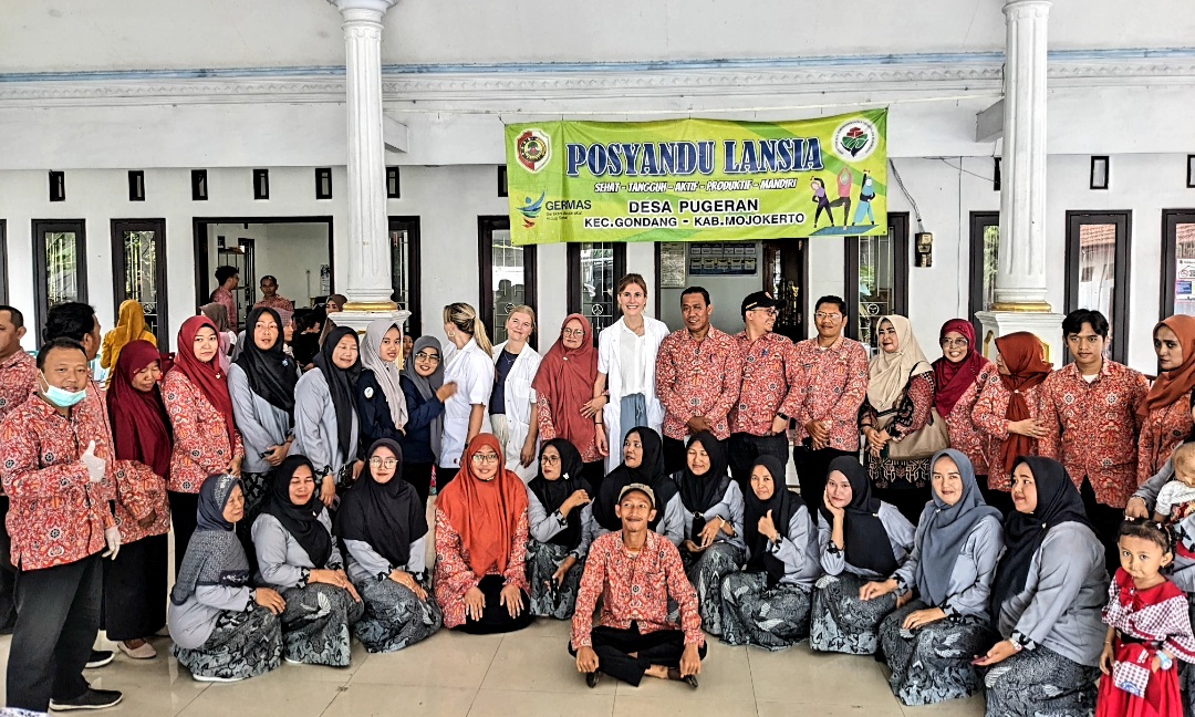 Desa Pugeran Dikunjungi IKM-KP serta Mahasiswa dari belanda EUMC