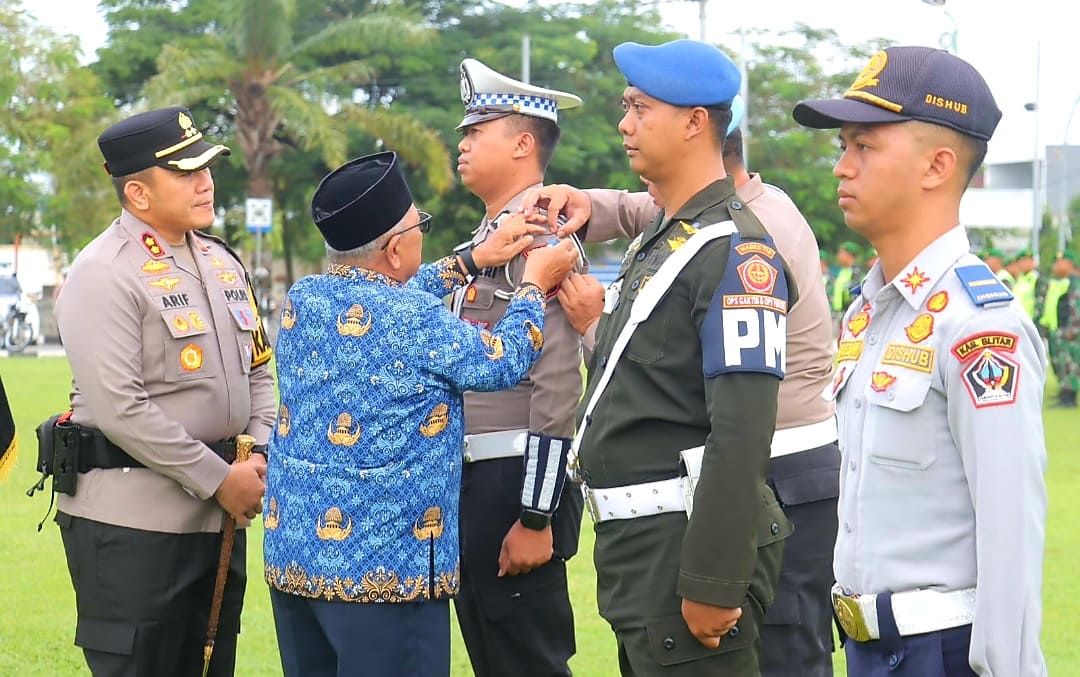 Polres Blitar Gelar Apel Operasi Zebra Semeru 2025 untuk Tekan Angka Kecelakaan