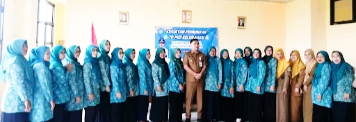 Sinergi Membangun Tata Kelola Lurah Kelurahan Kertasari Bersama Tim Penggerak PPK Hadiri Pembinaan Administrasi Anggaran 2025.