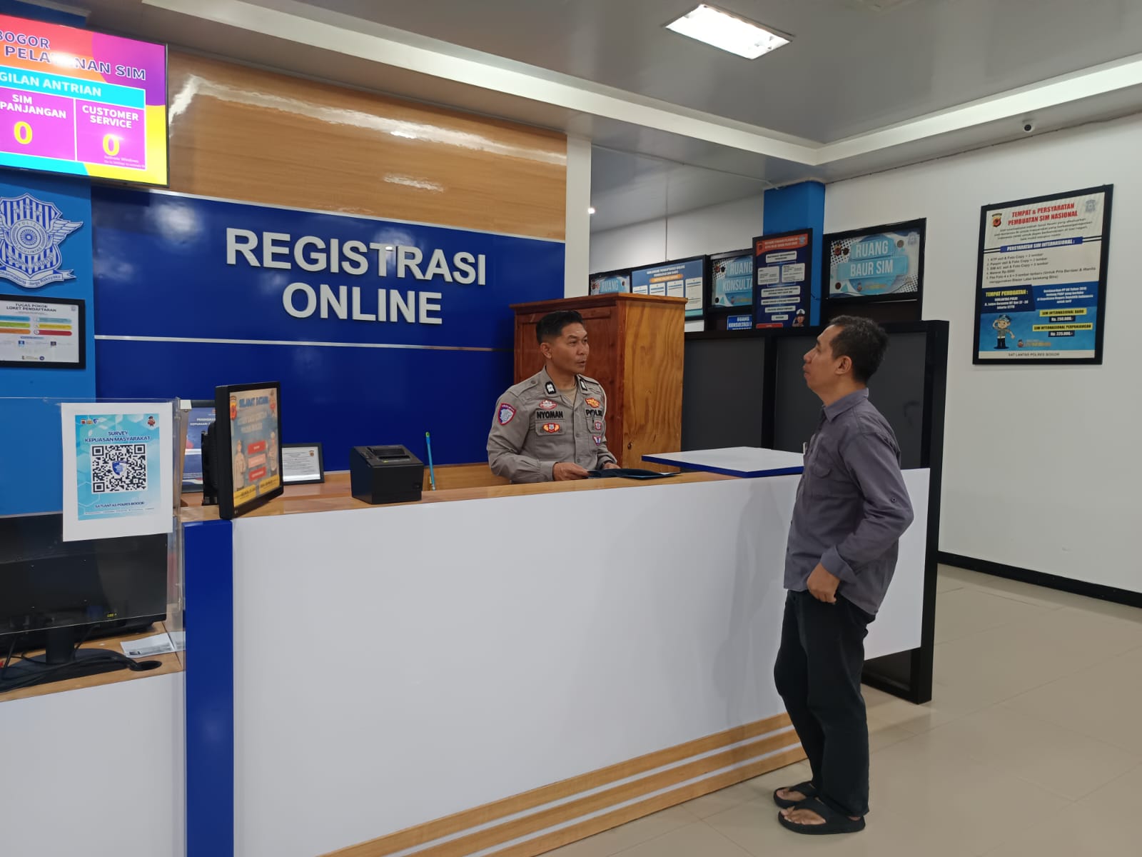 CS Samsat Cibinong Bogor Tingkatkan Pelayanan Register Online Kini Sudah Ready