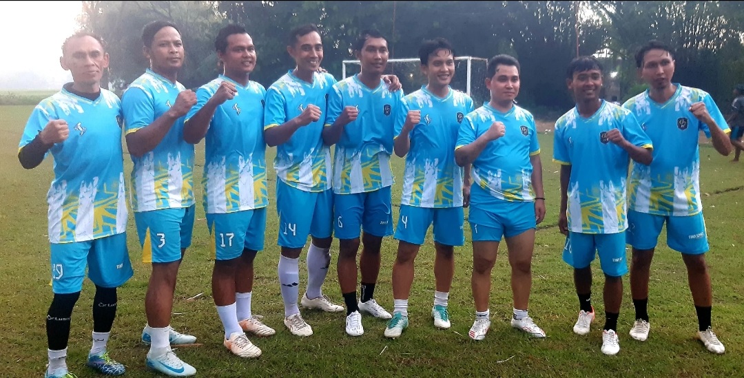 Gus Barra FC Unggul Atas KONI FC Dalam Laga Persahabatan