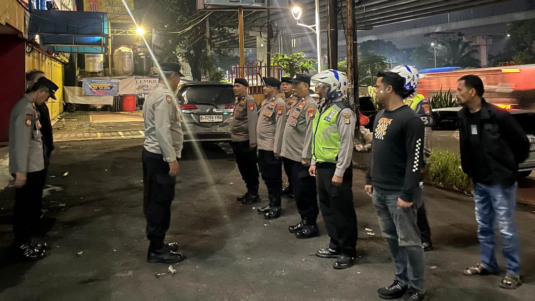 Patroli Ditingkatkan, Polsek Bekasi Selatan Gelar Apel KRYD Jaga Kamtibmas