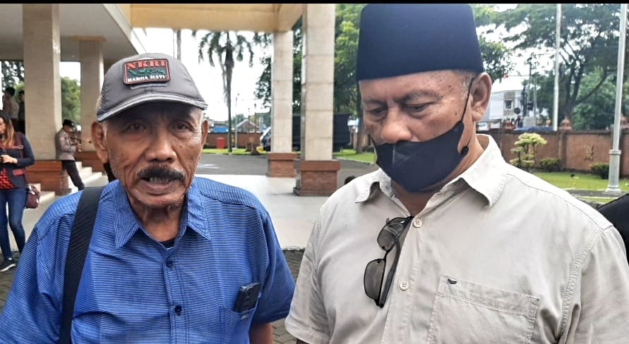 Puluhan Ketua LSM Geruduk DPRD Mojokerto, Desak Segera Paripurnakan Pemindahan Ibu Kota Kabupaten ke Mojosari