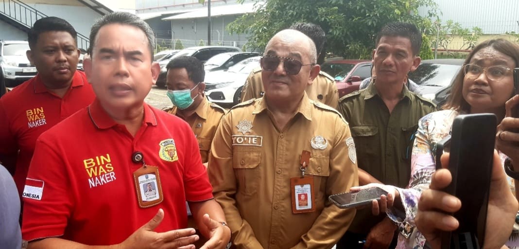 Disnaker Kabupaten Mojokerto Didampingi Perwakilan Disanaker Jatim Sidak PT SPS Usai Kecelakaan Tenaga Teknis Asing