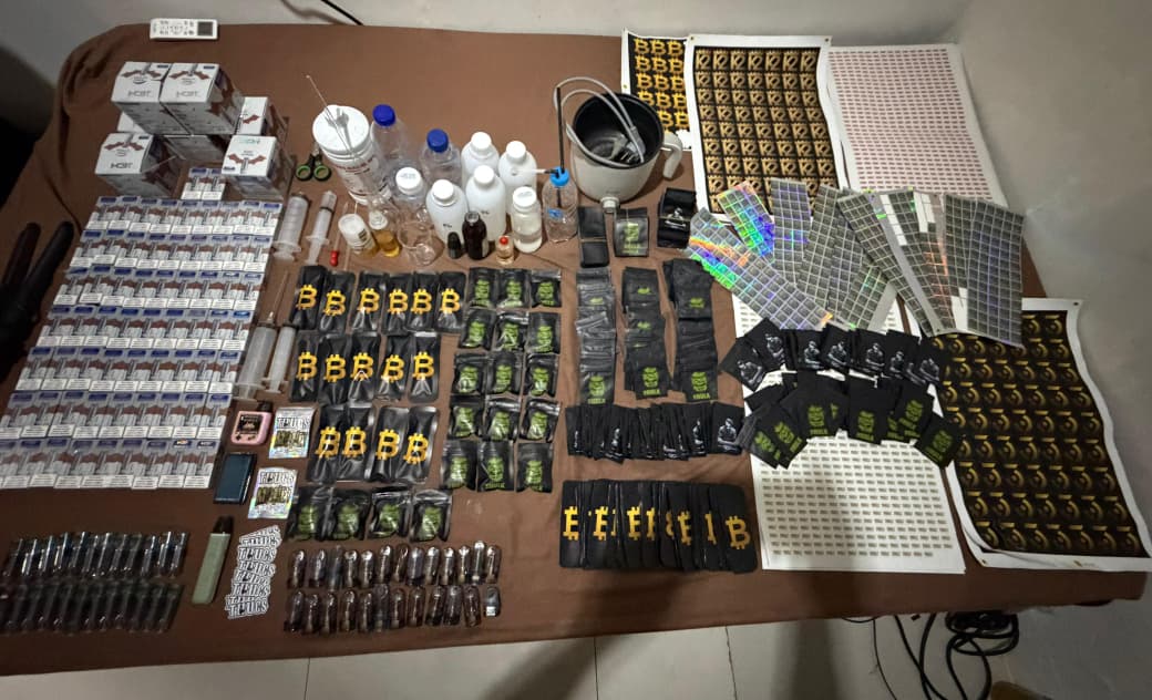 Polisi Membongkar Clandestine Lab Cartridge Vape Mengandung Narkotika Golongan II Jenis Etomidate di Jakarta Barat.