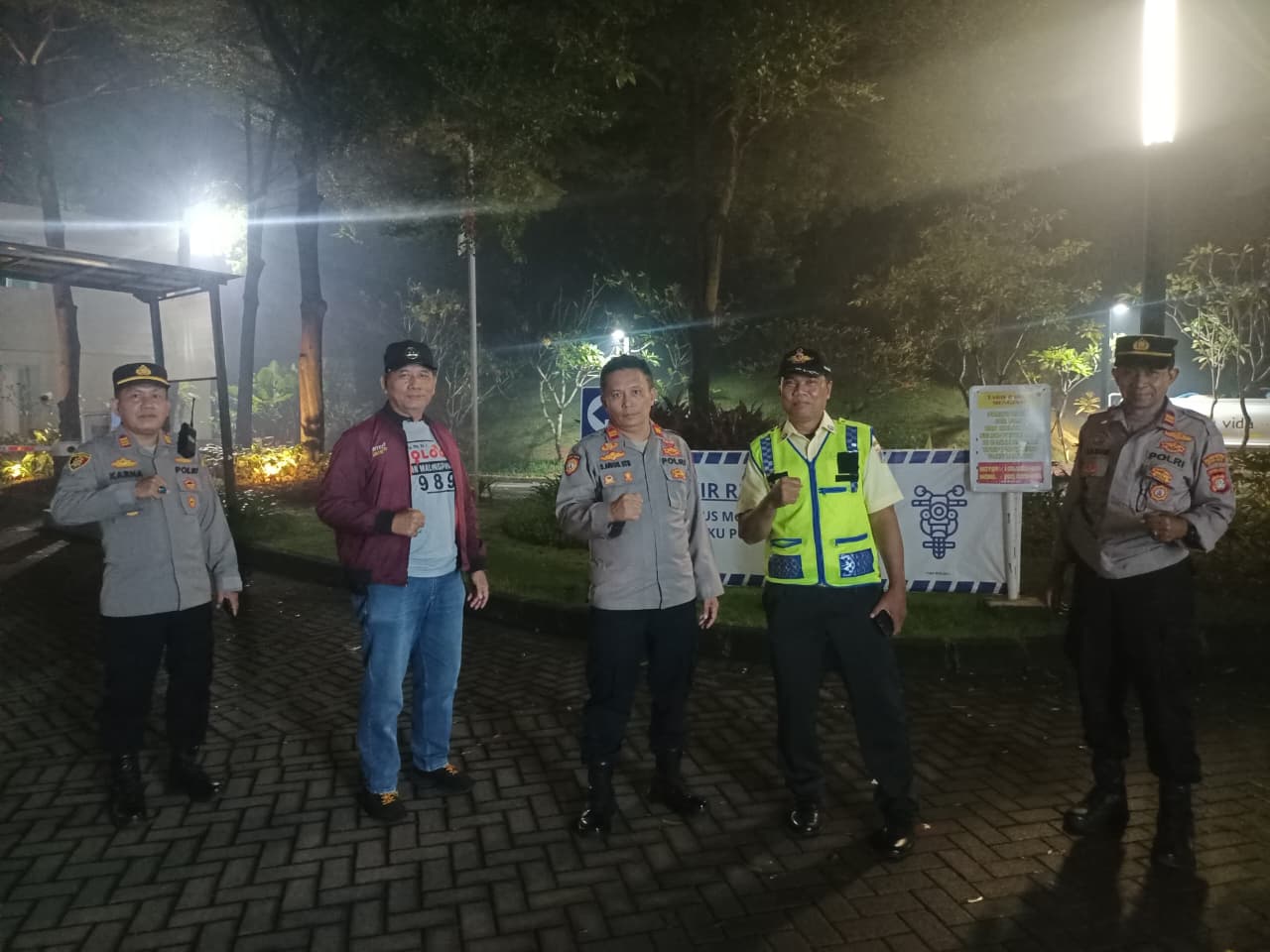 POLSEK BANTAR GEBANG GELAR KRYD, OKJ, OPS JAYA 21 SERTA PATROLI SKALA BESAR DALAM RANGKA ANTISIPASI TAWURAN REMAJA, GENK MOTOR, KEJAHATAN JALANAN DAN GUANTIBMAS