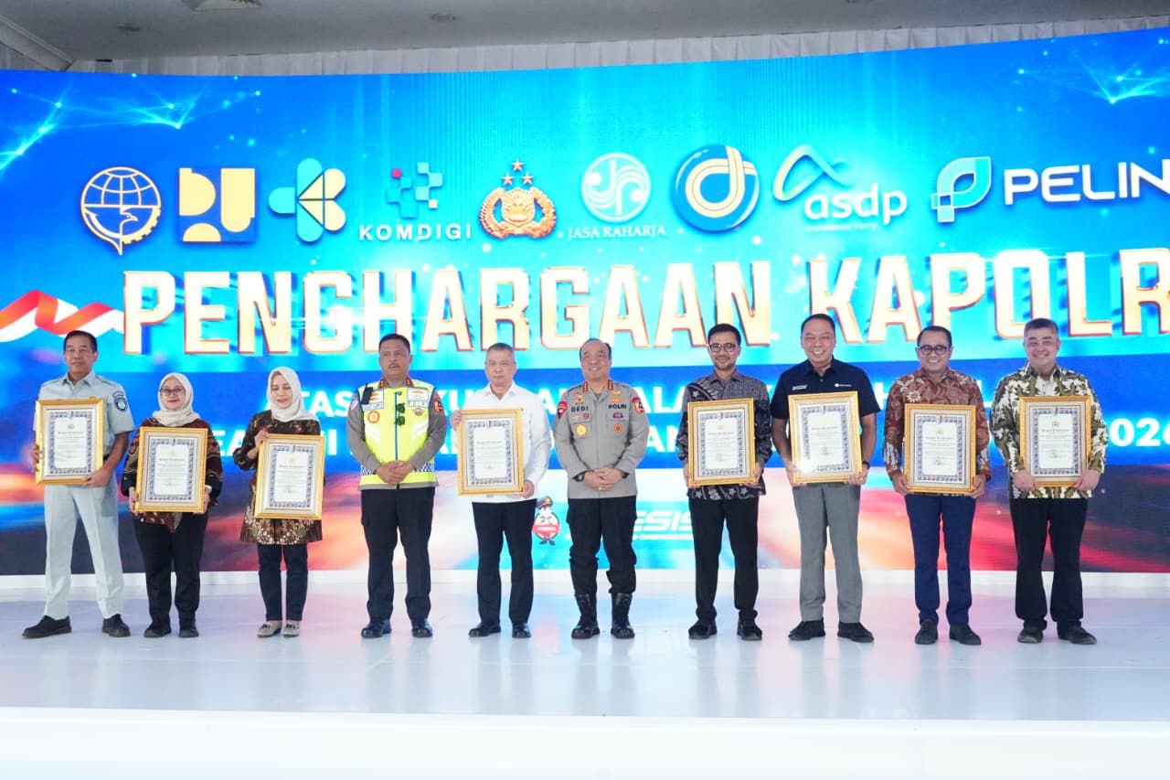 Polri Beri Penghargaan Kepada Kementerian Dan Lembaga Pendukung Operasi Ketupat 2026, Perkuat Sinergi Untuk Keselamatan Masyarakat