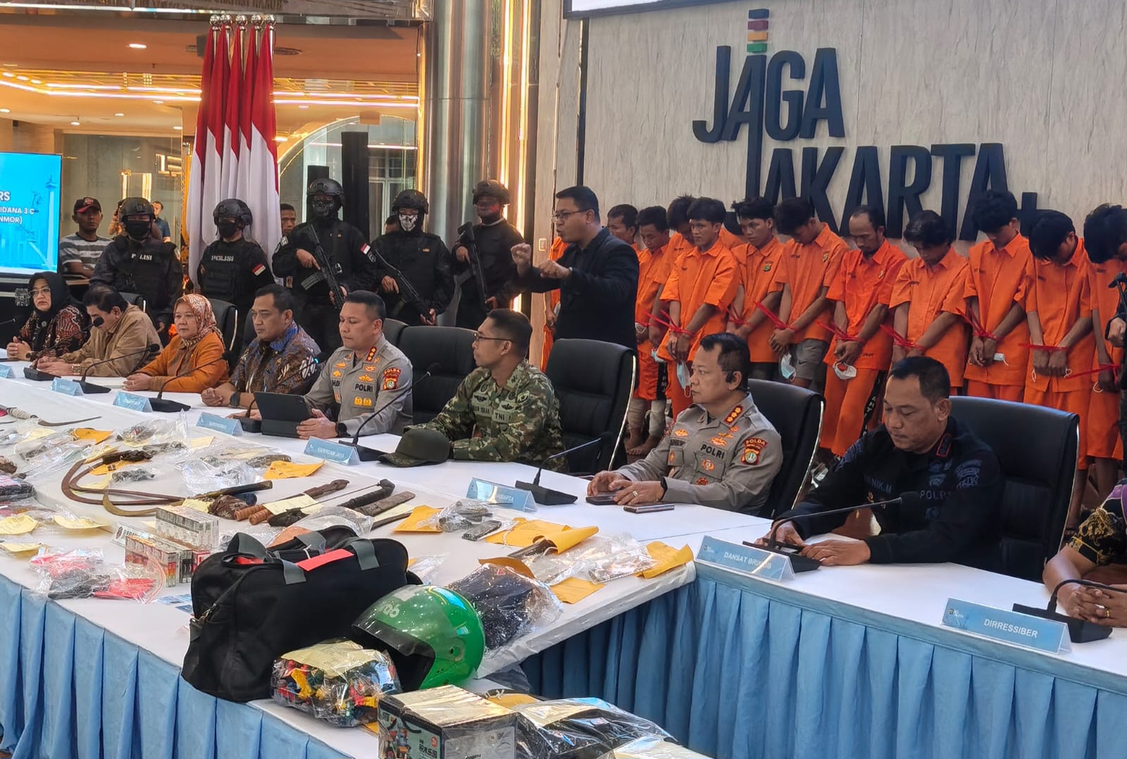 Polda Metro Jaya Bersama Polres Jajaran Berhasil Ungkap 127 Kasus Kejahatan Jalanan, 173 Orang Tersangka Diamankan.