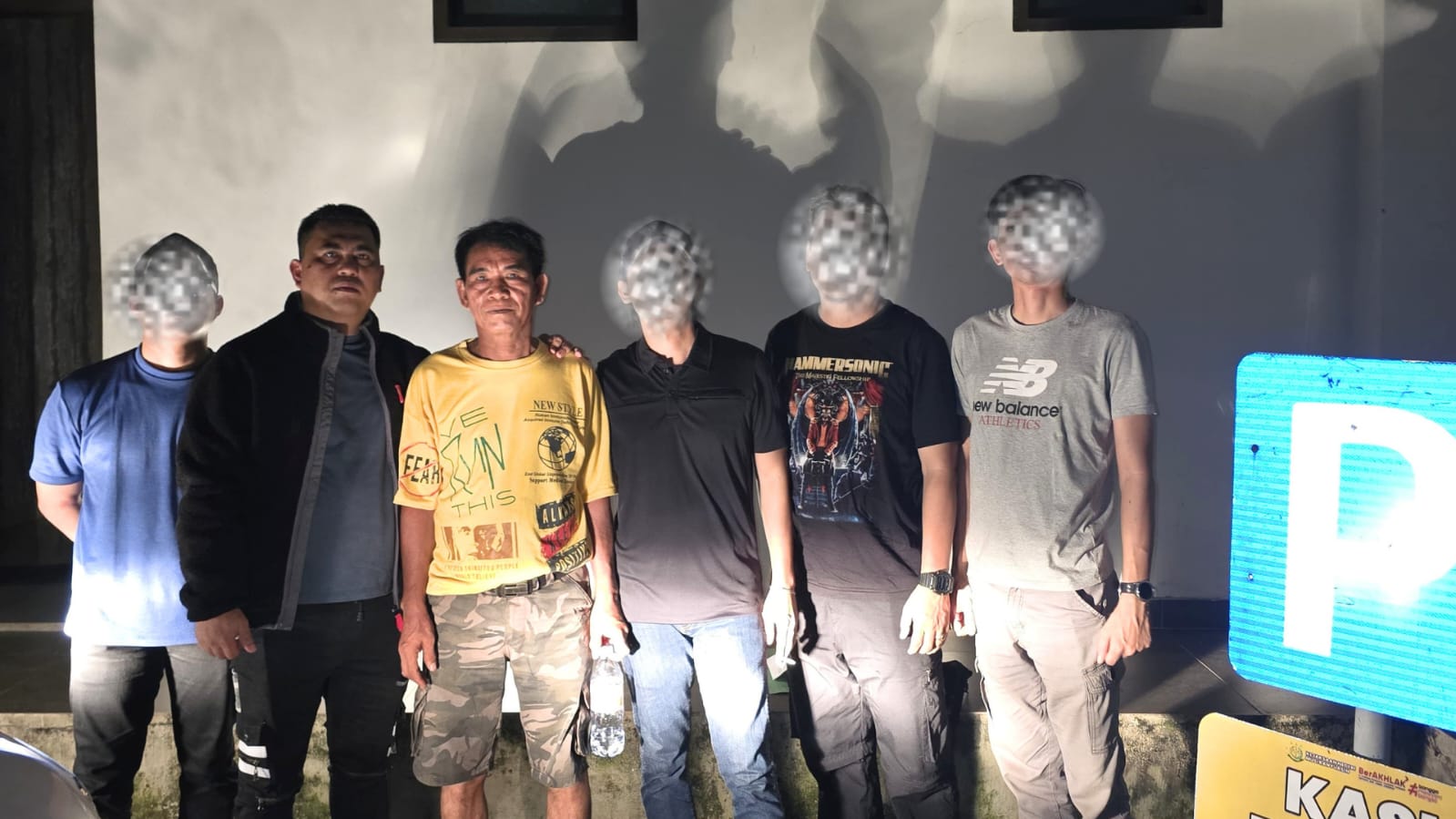 Tim Tabur Kejati Sumsel Berhasil Mengamankan DPO Terpidana Fahrul Rozi Dari Kejari Muba.