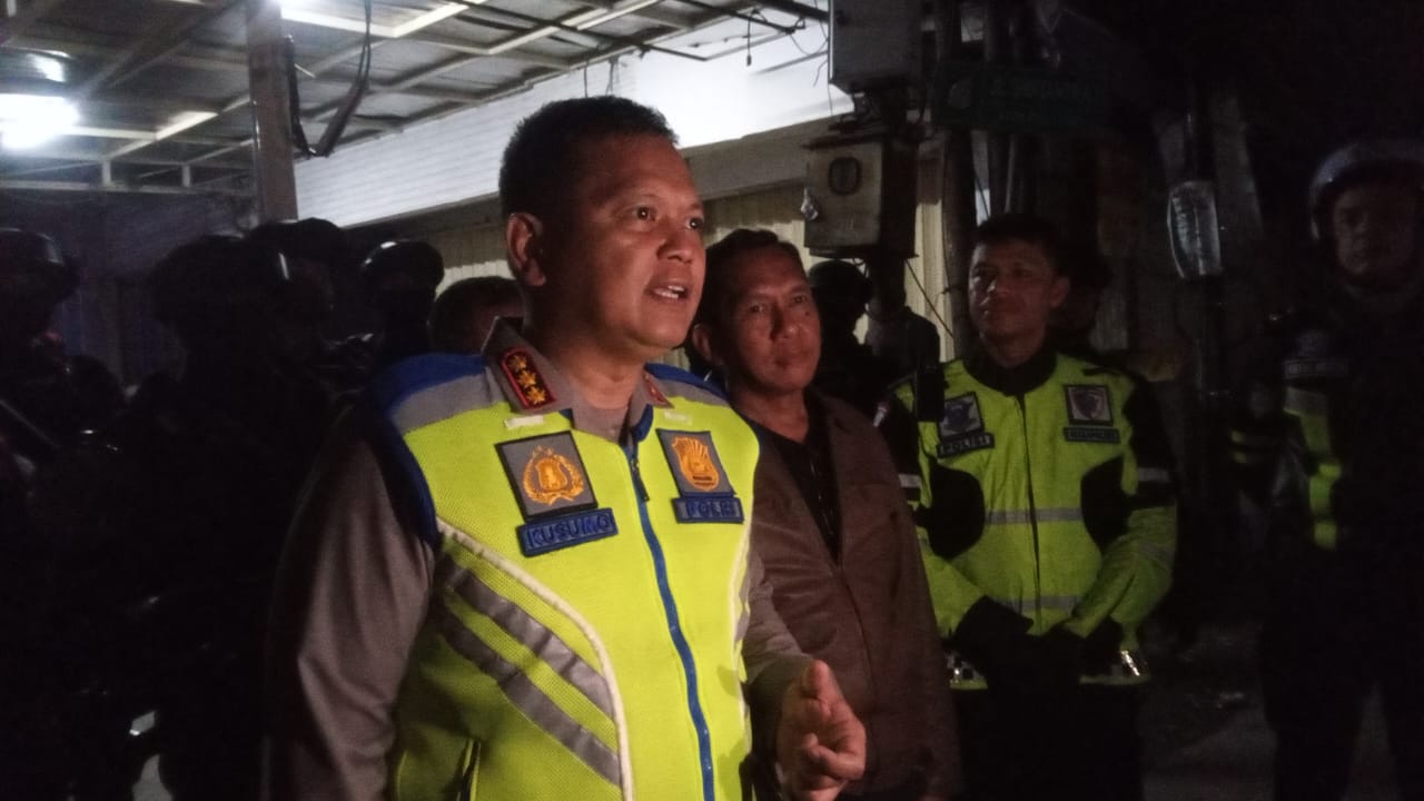 Polres Metro Bekasi Kota Gabungan Tiga Pilar Intensifkan Patroli Cipkon Demi Kenyamanan Aktivitas Warga Kota Bekasi 