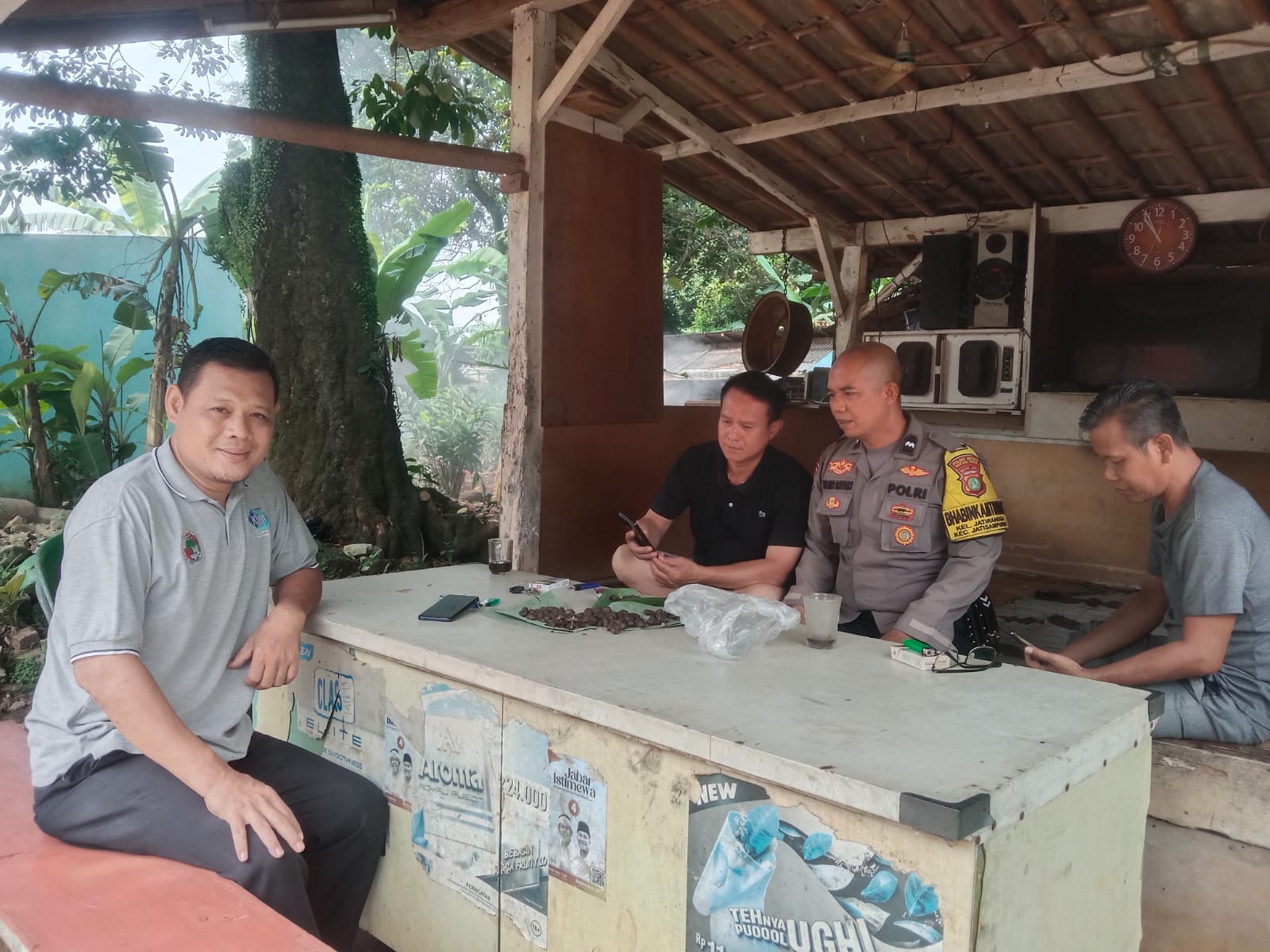 Antisipasi Curanmor Dan Tawuran, Polsek Jatisampurna Ajak Warga Jatirangga Aktifkan Siskamling