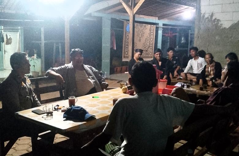 Rangkul Para Tokoh Masyarakat, Polsek Jatisampurna Gelar Ngopi Kamtibmas di Jatiraden