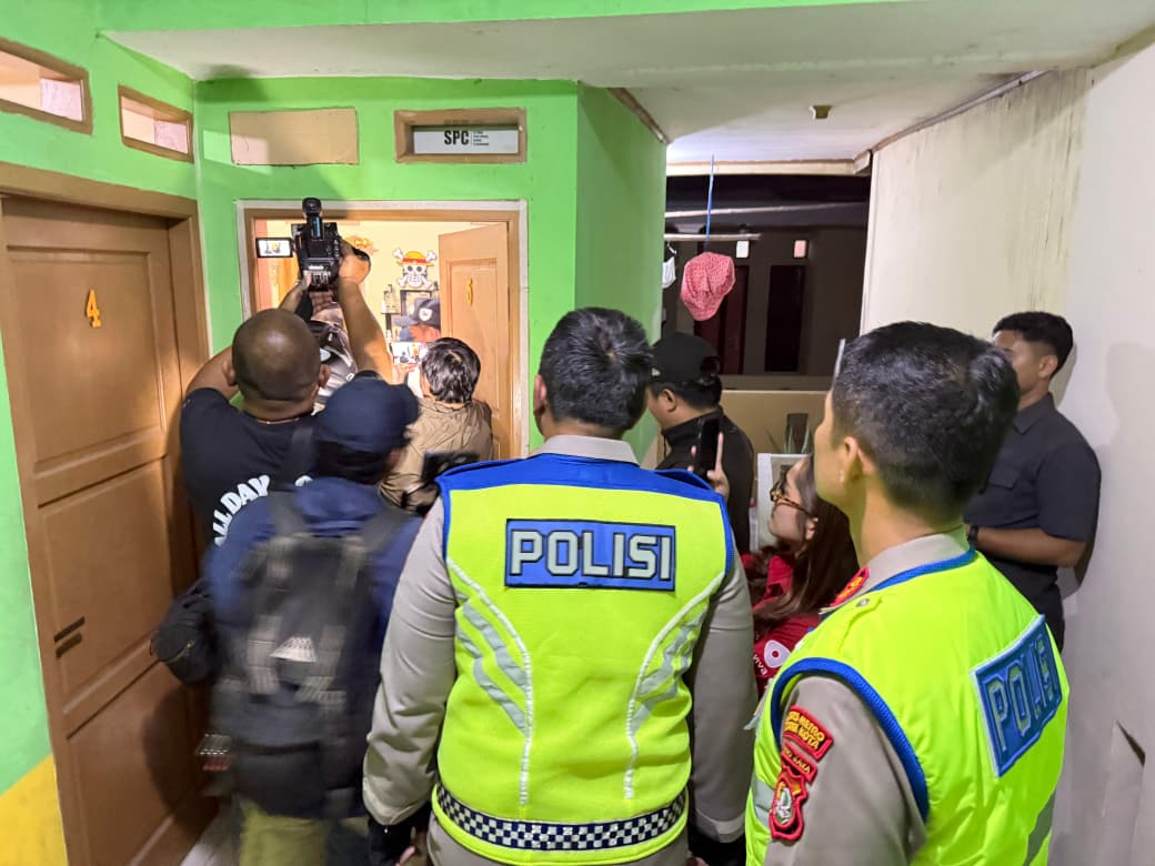 Kapolres Bekasi Kota Pimpin OKJ di Sasak, Dua Pengedar Dan 2.900 Obat Keras Diamankan