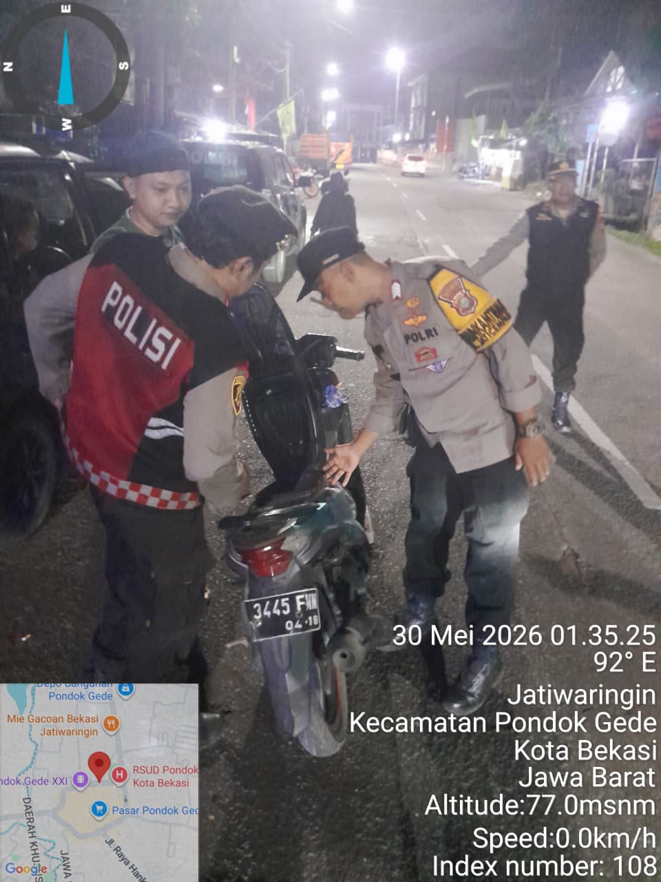 Patroli Dini Hari Polsek Pondok Gede Intensifkan Razia Kejahatan Jalanan
