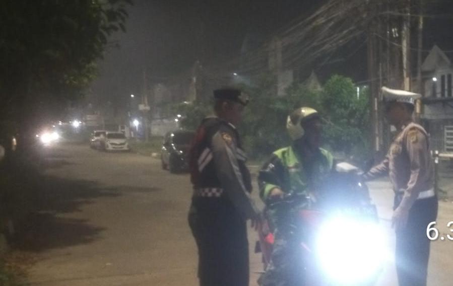 Polsek Jatisampurna Intensifkan Patroli Dini Hari, Antisipasi Balap Liar Dan Tawuran Remaja
