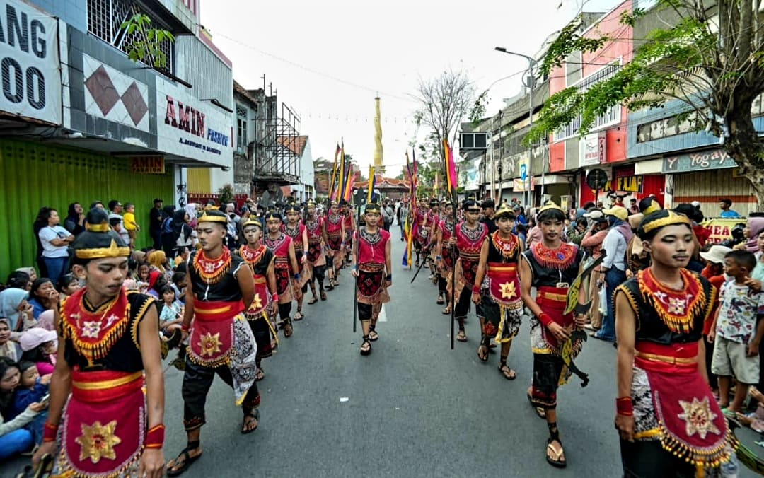 Rangkaian HUT ke-108 Kota Mojokerto, Kirab Budaya Mojo Bangkit Hadirkan Kemegahan Masa Lalu