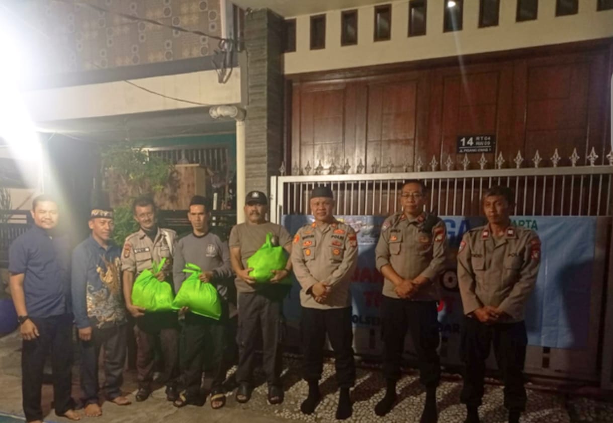 Jaga Jakarta On The Spot, Kapolsek Bekasi Barat Bersama Warga Kotabaru Cegah Tawuran