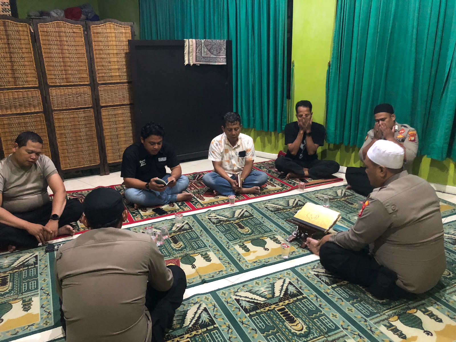 Pembinaan Rohani Personel, Polsek Pondok Gede Gelar Pengajian Surat Al-Kahfi