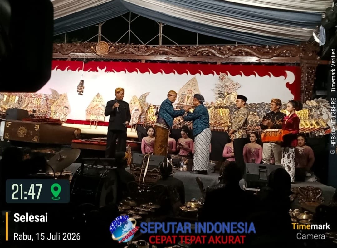 Pagelaran Wayang Kulit dan Arak-arakan Tumpeng Ramaikan Grebeg Suro Kelurahan Tugu Tulungagung