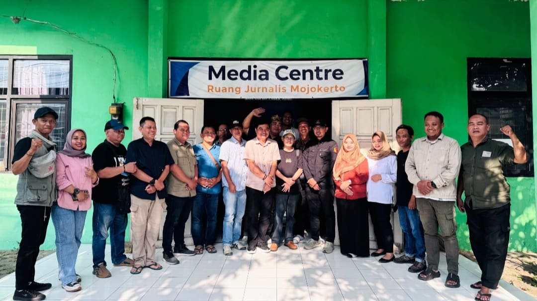 BAWASLU Bersinergi Dengan Keluarga Besar Media Center Mojokerto