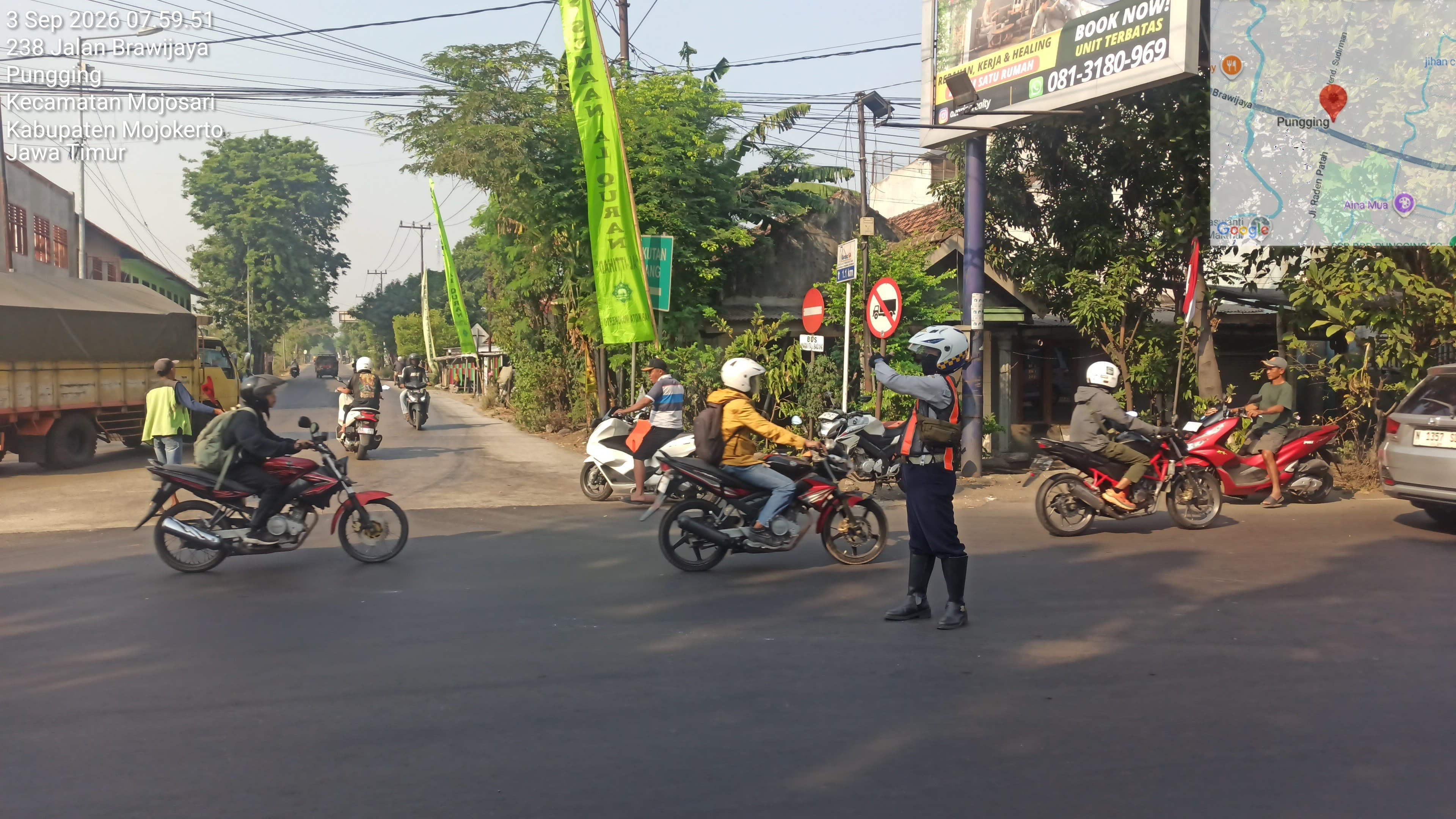 Giat Rutin DPR2KP Kabupaten Mojokerto di Simpang Tiga Bedagas, Cegah Kendaraan Besar Masuk Kota dan Tekan Kemacetan