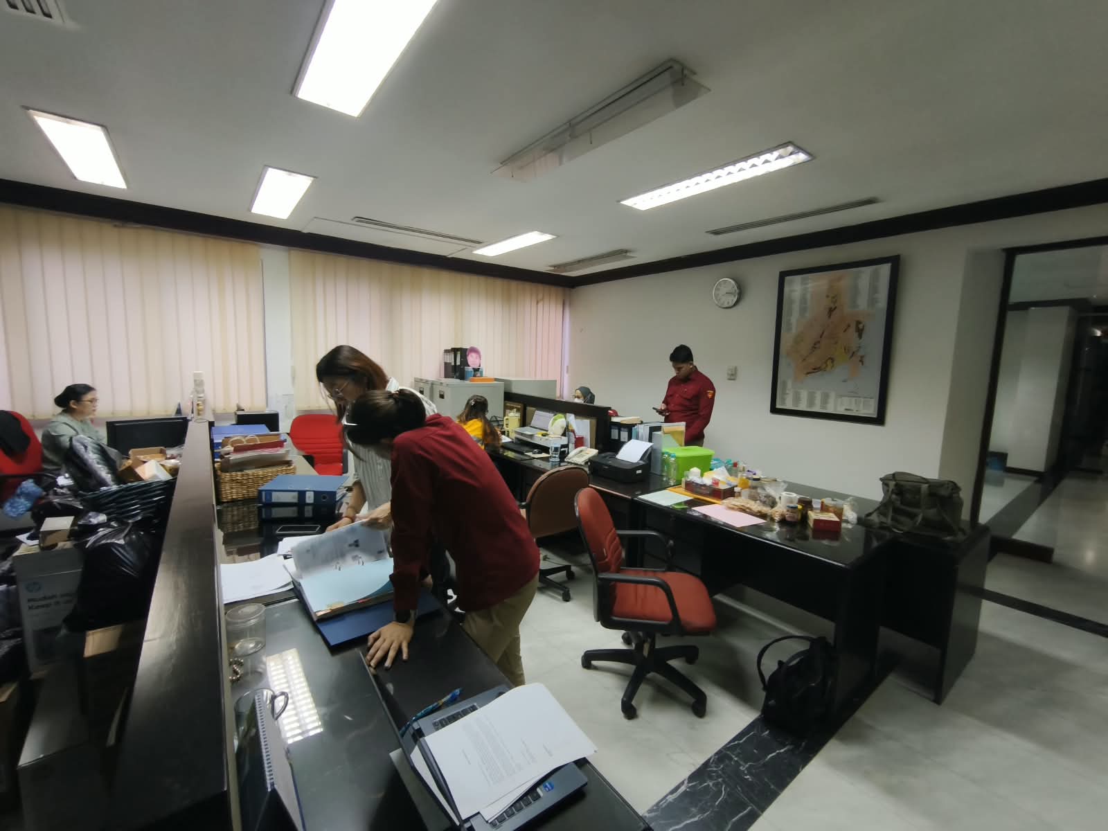 JAM PIDSUS Geledah Kantor PT CCM dan Kediaman Mantan Pejabat Kaltara, Perkara Korupsi Tambang Batubara Nunukan 2013–2025.