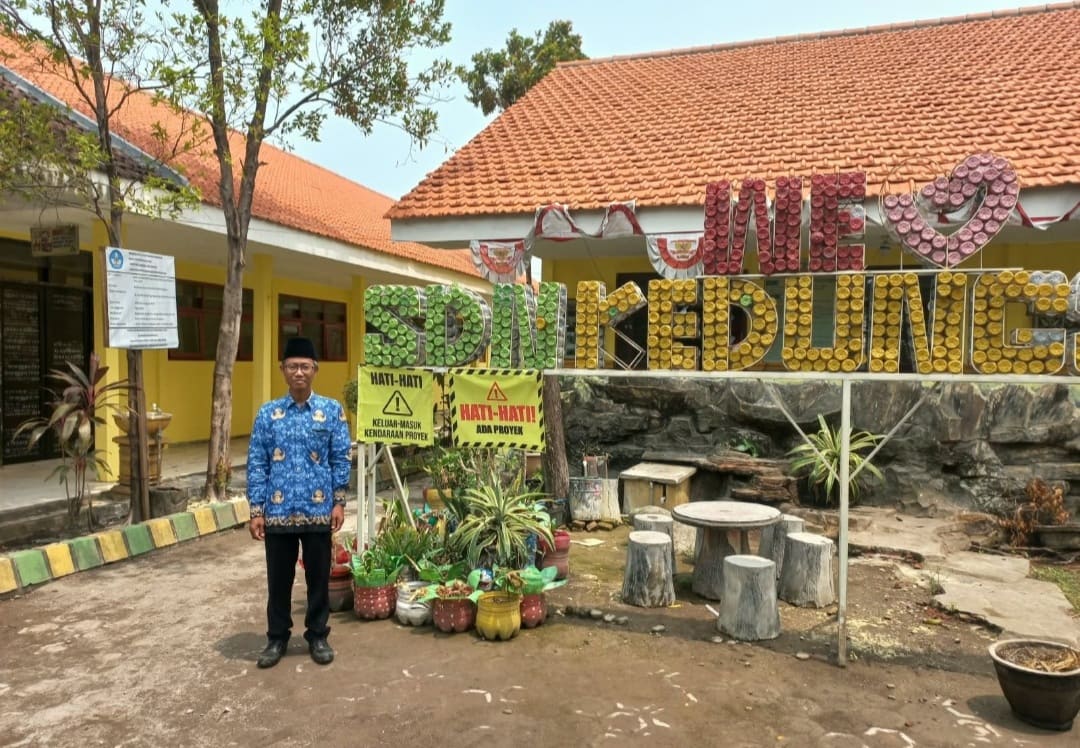 Revitalisasi SDN Kedungsari 1 Rampung. Kasek dan Guru Siap Tingkatkan Prestasi Pelajar.